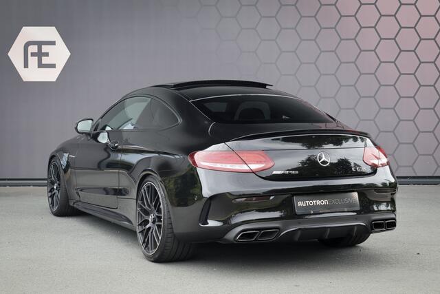 Mercedes-Benz C-KLASSE Coupé AMG 63 S | PANORAMADAK | BURMESTER | HIGH PERFORMANCE LED KOPLAMPEN | ETC. C63 C63S C 63