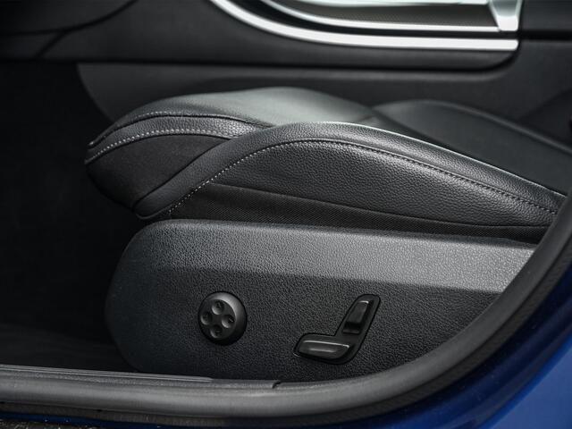 Mercedes-Benz C-KLASSE 180 AMG Line | NL-Auto | Panoramadak | Night-Pakket | Ambiance Interieur | Camera | Elektr. Verst. Voorstoelen + Verwarming |