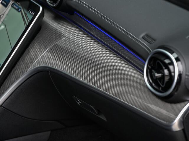 Mercedes-Benz C-KLASSE 180 AMG Line | NL-Auto | Panoramadak | Night-Pakket | Ambiance Interieur | Camera | Elektr. Verst. Voorstoelen + Verwarming |