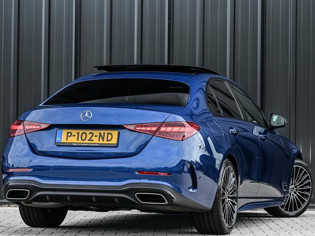 Mercedes-Benz C-KLASSE 180 AMG Line | NL-Auto | Panoramadak | Night-Pakket | Ambiance Interieur | Camera | Elektr. Verst. Voorstoelen + Verwarming |