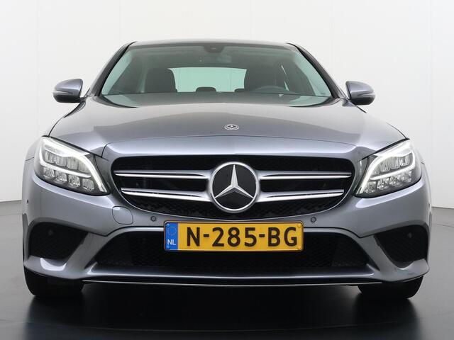 Mercedes-Benz C-KLASSE 180 Advantage Pack | Apple Carply/Android Auto
