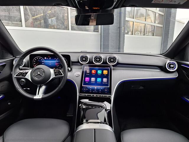 Mercedes-Benz C-KLASSE 180 Star Edition Luxury | Panoramadak | DISTRONIC Afstandsassistent | Elektrisch Verstelbare Stoelen + Memory | Dodehoekassistent | Apple CarPlay | Android Auto | Sfeerverlichting | Stoelverwarming | Elektrisch Inklapbare Buitenspiegels