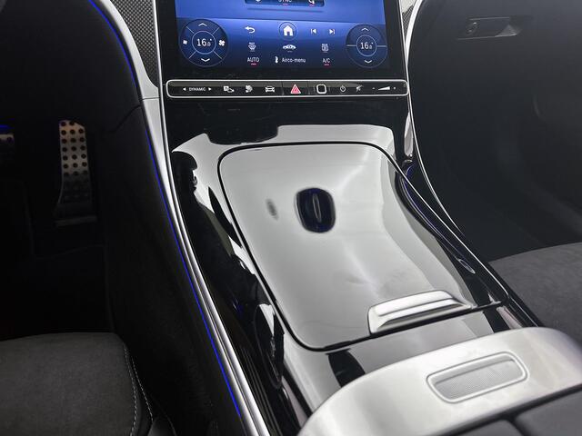 Mercedes-Benz C-KLASSE 300 e 140 Years Edition | Comfortpakket Plus | Winterpakket | Parkeerpakket met 360°-camera | Panoramaschuifdak | DISTRONIC | 19" multispaaks lichtmetalen AMG-velgen | GUARD 360° Plus | Warmtewerend, donkergetint glas |