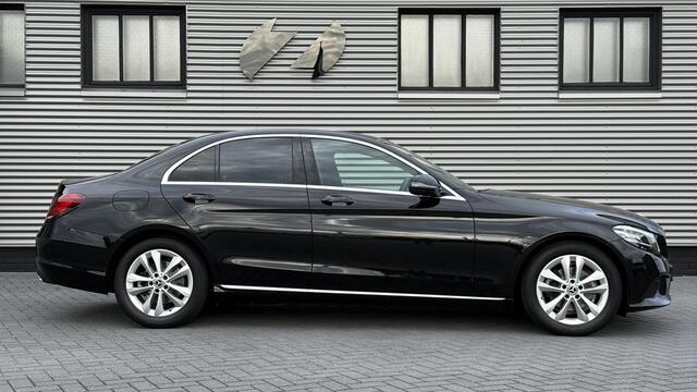 Mercedes-Benz C-KLASSE 180 Business Solution
