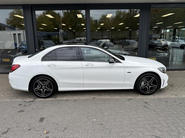 Mercedes-Benz C-KLASSE 300e Amg Hybride Elekt. schuifdak / Burmaster / Head up!!!
