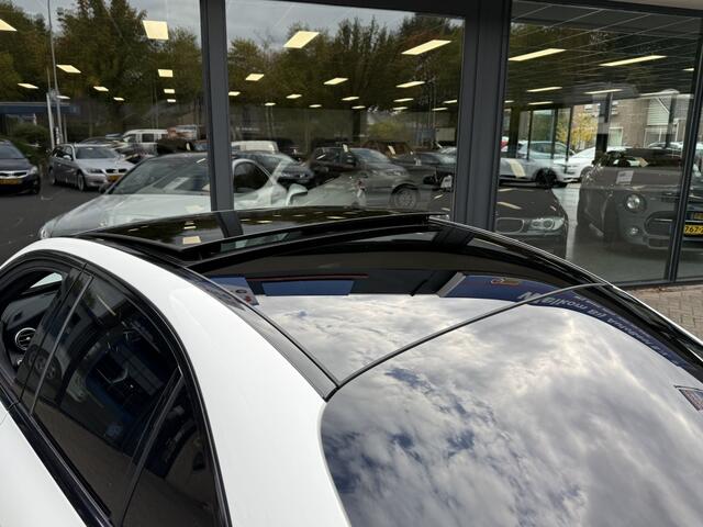 Mercedes-Benz C-KLASSE 300e Amg Hybride Elekt. schuifdak / Burmaster / Head up!!!