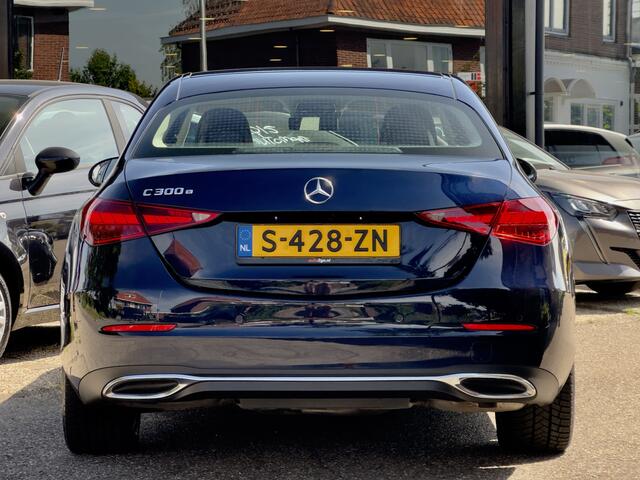 Mercedes-Benz C-KLASSE 300 e AUT9 LUXURY LINE LEDER NAVI CAMERA DIGI-DASH APPLE-CARPLAY LED LMV PDC