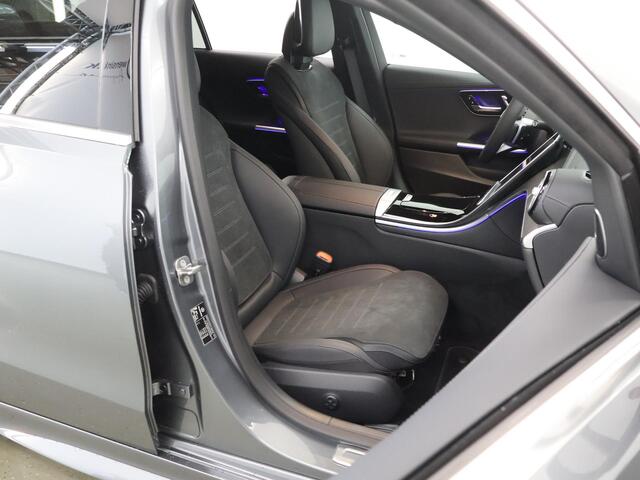 Mercedes-Benz C-KLASSE 300e Business Solution AMG | Matrix Led | Panoramaschuifdak | Burmester | Stoelverwarming | Dodehoekassistent |