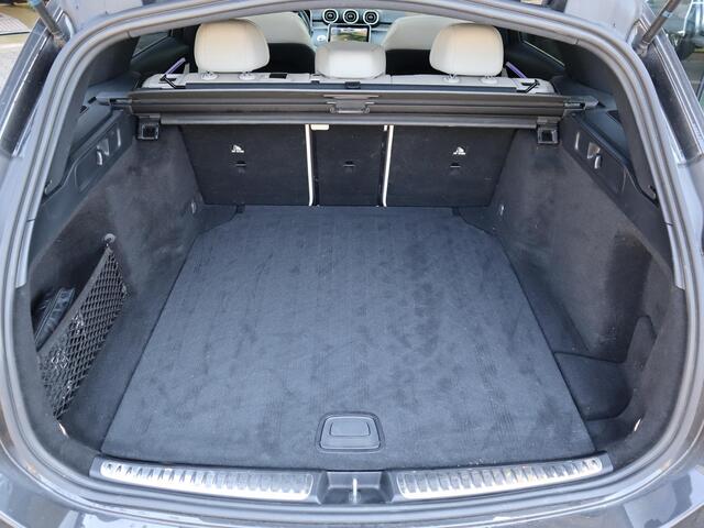 Mercedes-Benz C-KLASSE Estate 200 Launch Edition Luxury Line