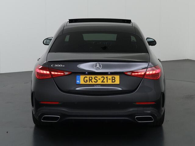 Mercedes-Benz C-KLASSE 300 e AMG Line | Night | Digital Light | Panoramadak | Sfeerverlichting |