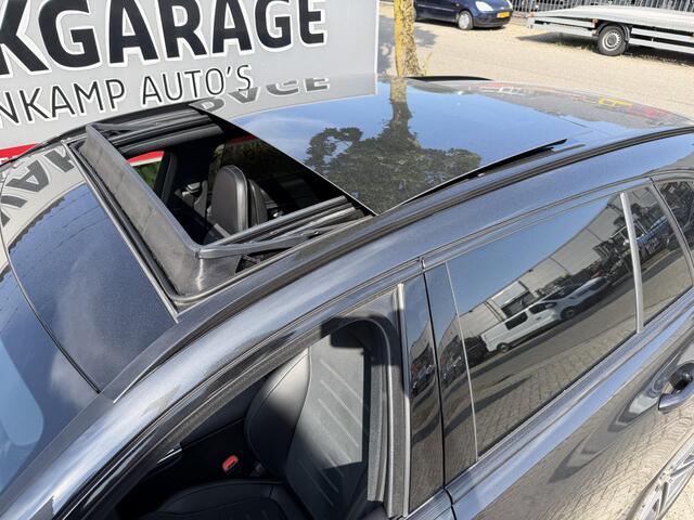 Mercedes-Benz C-KLASSE Estate 300 e AMG Line 18"/Panoramadak/Trekhaak/LED/Stoelverwarming/Sfeerverlichting/Elektrische klep/Apple Carplay & Android Auto