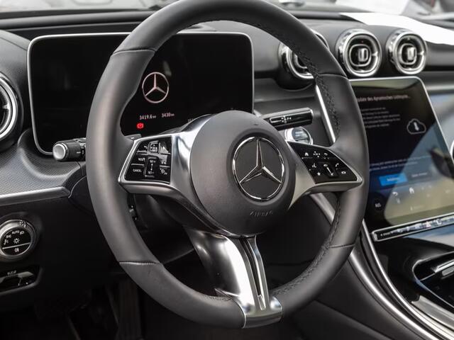 Mercedes-Benz C-KLASSE Estate 300e T AVANTGARDE ** LED, PANO, DISTR. MEMORY, WINTER & SPIEGEL-PACK ** Ex MB-AG - 3.425km (!) ** ** INFORMEER OOK NAAR ONZE AANTREKKELIJKE FINANCIAL-LEASE TARIEVEN **