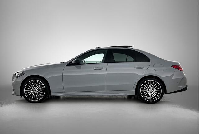 Mercedes-Benz C-KLASSE 300 e 140 Years Edition | Premium Plus | Nightpakket | Trekhaak | Middenconsole metaalstructuur | Panoramaschuifdak | 360° camera | Sfeerverlichting | Sierdelen metaalstructuur | Smartphone-integratie |
