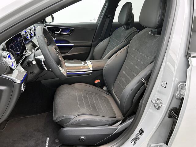 Mercedes-Benz C-KLASSE 300 e 140 Years Edition | Premium Plus | Nightpakket | Trekhaak | Middenconsole metaalstructuur | Panoramaschuifdak | 360° camera | Sfeerverlichting | Sierdelen metaalstructuur | Smartphone-integratie |