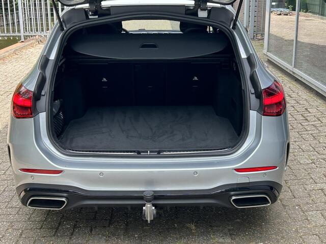 Mercedes-Benz C-KLASSE Estate 180 Business Solution AMG Panoramadak | Trekhaak | Night | 19 inch |