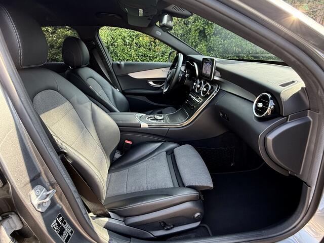 Mercedes-Benz C-KLASSE Estate 180 I AMG I Night Pakket I Camera I NL Auto