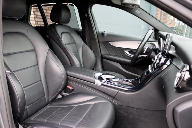 Mercedes-Benz C-KLASSE Estate 180 AMG Sport Edition | Dealer onderhouden | Zonnerollo's | Navigatie | Stoelverwarming | Leder | Cruise Control |