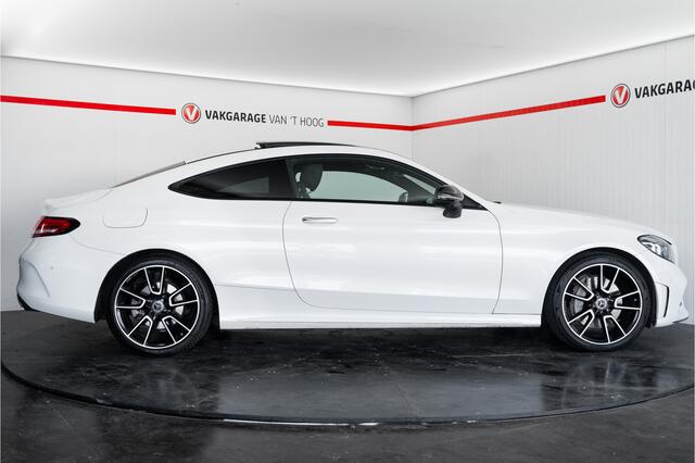 Mercedes-Benz C-KLASSE Coupé 300 Sport Edition Panoramadak Trekhaak