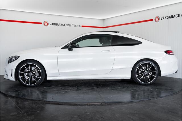 Mercedes-Benz C-KLASSE Coupé 300 Sport Edition Panoramadak Trekhaak