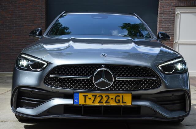 Mercedes-Benz C-KLASSE Estate 200 AMG Line Automaat/Navi/Pdc/Ecc/360°-Camera/digitale dashboard/Stoelverwarming/Half-leer/Led/19-Inch Lmv/Burmester