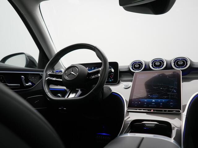Mercedes-Benz C-KLASSE Estate 300 e AMG Line PHEV 313pk Dealer O.H | Trekhaak Af Fabriek | Panodak | 360 Camera | Adaptive Cruise | Digital LED | Alcatara Sportstoelen Memory & Verwarmd | BLIS | Sfeerverlichting | Apple Carplay | Virtual | Navigatie | DAB | 18"L.M | Plug In Hyb