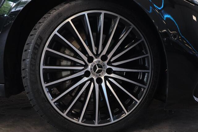 Mercedes-Benz C-KLASSE 300 4MATIC AMG Line Burmester ACC Lane Assist Camera 24 Maanden garantie* (Vraag naar de voorwaarden)