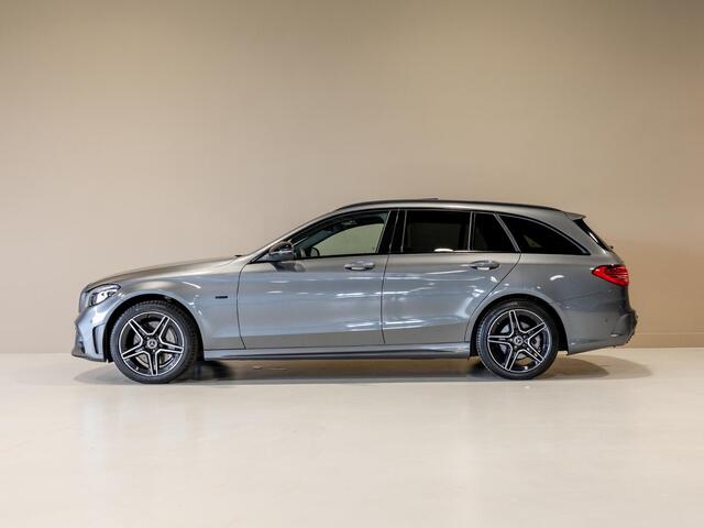 Mercedes-Benz C-KLASSE Estate 300 e Business Solution AMG / 320pk / Panorama dak / Trekhaak / Multibeam /
