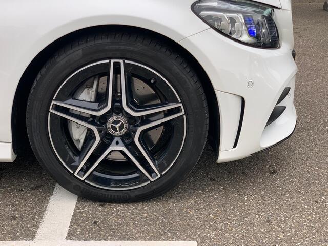 Mercedes-Benz C-KLASSE Cabrio 300 Premium AMG Plus Pack l 259 PK l Memory pakket l MULTIBEAM LED l Aircap & Airscarf l MBUX l Head Up l 360 gr Camera l BURMESTER l Stoelverwarming l Sfeerverlichting l Alarm 3 l Tempomaat l Nightpakket l Spiegel pakket l Nederlands geleverd l De