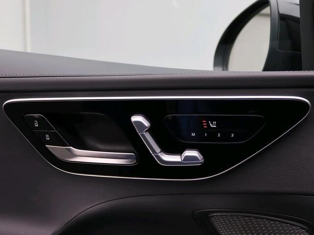 Mercedes-Benz C-KLASSE Estate 300 e Business Solution AMG AMG Line | Night Pakket | Panorama Schuif-Kanteldak | Parkeerpakket met 360°-camera | Alarm Klasse 3. Inclusief 24 maanden Mercedes-Benz Certified garantie voor Europa.