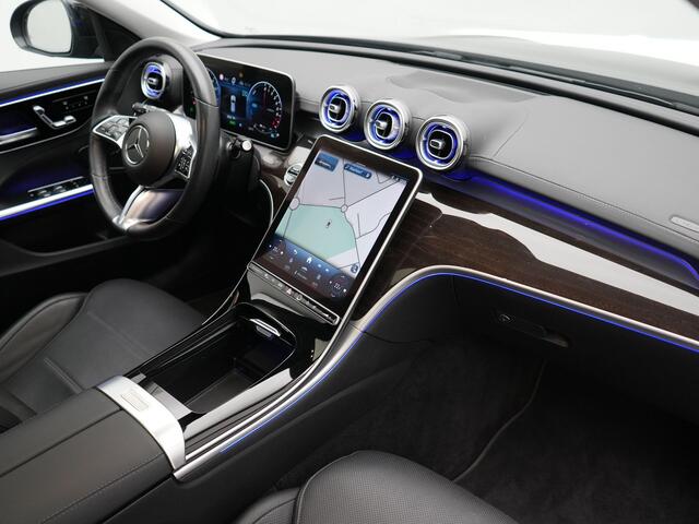 Mercedes-Benz C-KLASSE Estate 300 e Avantgarde 313pk Dealer O.H | Trekhaak Af Fabriek | Panodak | Adaptive Cruise | 360 Camera | Digital LED | Lederen Sportstoelen Memory & Ventilatie | Keyless | Apple Carplay | Stoelverwarming | Pilot Assist | Stuurverwarming | Virtual | Sfeer