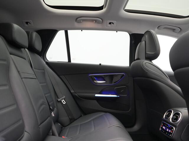Mercedes-Benz C-KLASSE Estate 300 e Avantgarde 313pk Dealer O.H | Trekhaak Af Fabriek | Panodak | Adaptive Cruise | 360 Camera | Digital LED | Lederen Sportstoelen Memory & Ventilatie | Keyless | Apple Carplay | Stoelverwarming | Pilot Assist | Stuurverwarming | Virtual | Sfeer