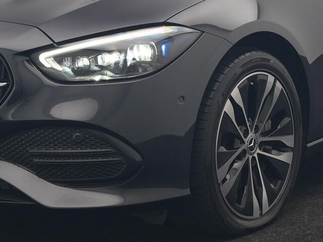 Mercedes-Benz C-KLASSE Estate 300 e Avantgarde 313pk Dealer O.H | Trekhaak Af Fabriek | Panodak | Adaptive Cruise | 360 Camera | Digital LED | Lederen Sportstoelen Memory & Ventilatie | Keyless | Apple Carplay | Stoelverwarming | Pilot Assist | Stuurverwarming | Virtual | Sfeer