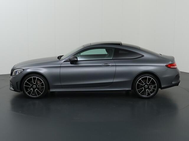 Mercedes-Benz C-KLASSE Coupé 180 Premium Plus Pack | AMG | Night | Panoramadak | Burmester | Multibeam | Widescreen | Keyless | Sfeerverlichting |