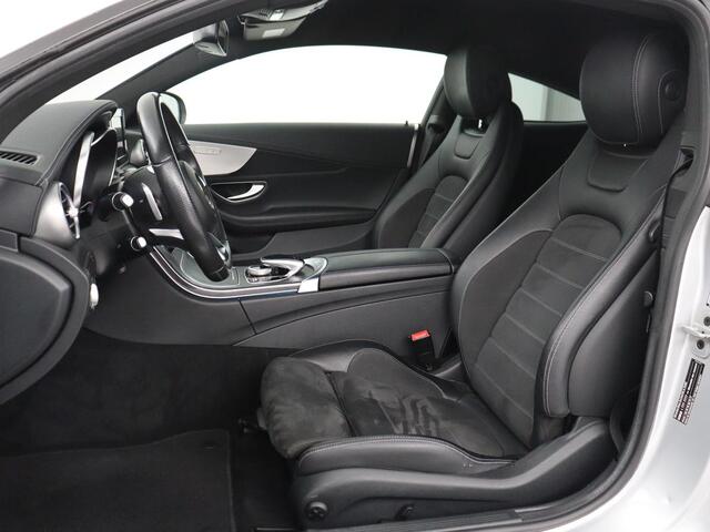 Mercedes-Benz C-KLASSE Coupé 180 Lease Edition | Stoelverwarming | Camera | Cruise control | Navigatie | Bluetooth | Climate control | Radio