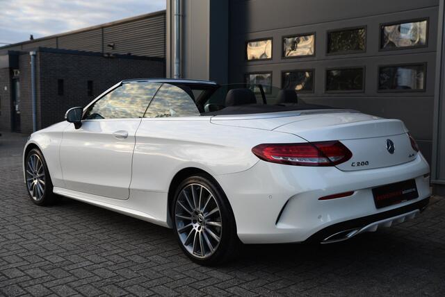 Mercedes-Benz C-KLASSE 200 AMG Line Premium Plus 4 Matic