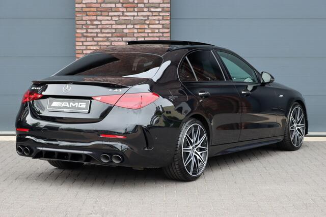 Mercedes-Benz C-KLASSE AMG 43 4MATIC | 408pk | Achterasbesturing | Distronic+ | Carbon | Panoramadak | Sportpakket | HUD | Surround Camera | Digital Light | Burmester | Luchtkwaliteitspakket |