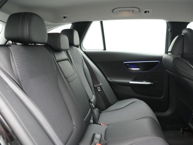 Mercedes-Benz C-KLASSE Estate 300 e PHEV 313pk Dealer O.H | Adaptive Cruise | Camera | Apple Carplay | BLIS | Sportstoelen Verwarmd | Virtual Cockpit | Navigatie | DAB | 17"L.M | Plug In Hybrid |