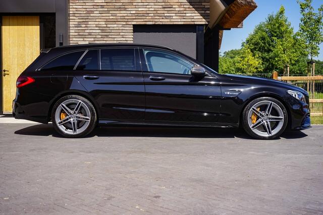 Mercedes-Benz C-KLASSE C63S AMG 63 S Estate Ceramic/Pano/Carbon/Track/510PK/26DKM
