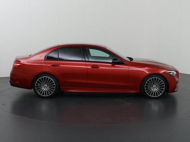 Mercedes-Benz C-KLASSE 180 AMG Line | Night | Multispaaks velgen | Achteruitrijcamera | Stoelverwarming |