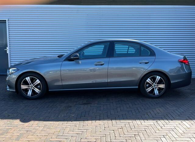 Mercedes-Benz C-KLASSE 180 AMG Line