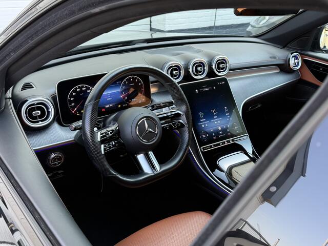 Mercedes-Benz C-KLASSE 180 AMG Line | CarPlay | Camera | DAB+ | Bicolor | LED