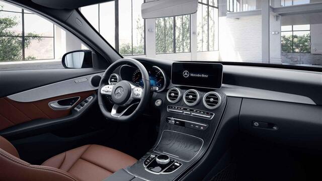 Mercedes-Benz C-KLASSE Estate 180 Business Solution AMG | Panoramadak | Night pakket | Trekhaak | Zadelbruin interieur |