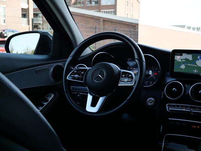 Mercedes-Benz C-KLASSE Estate 180 Business Solution Navigatie / Camera / DAB / Sfeerverlichting