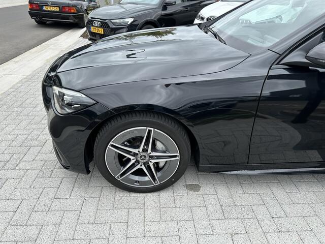Mercedes-Benz C-KLASSE Estate 300 e AMG Line Prestige Plus !