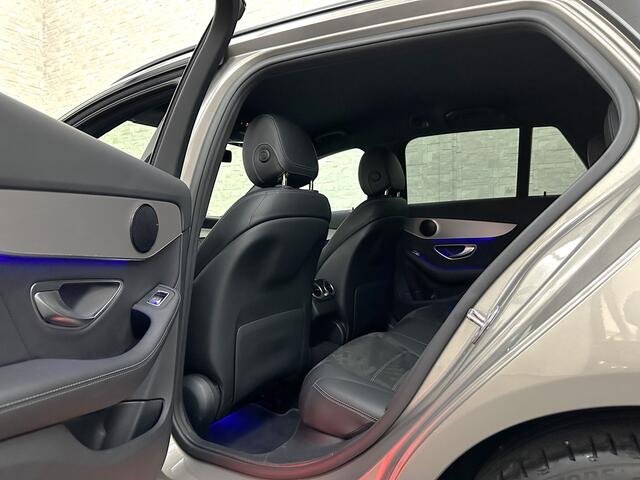 Mercedes-Benz C-KLASSE Estate 180 AMG-Line | Origineel NL | Multibeam-LED | Widescreen | Sfeerverlichting | Night-Pakket | 1800kg Trekgewicht | Stoelverwarming | Achteruitrij-Camera | Carplay | Comand Navi | Dealer Onderhouden | Draadloos Laden |
