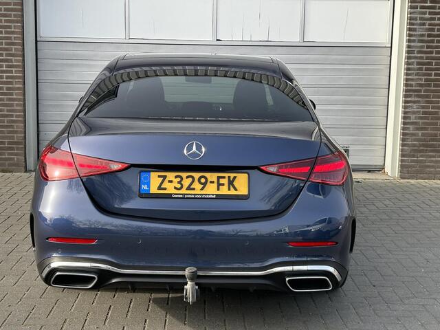 Mercedes-Benz C-KLASSE 180 AMG Line | Trekhaak | Panoramadak | | Head Up display