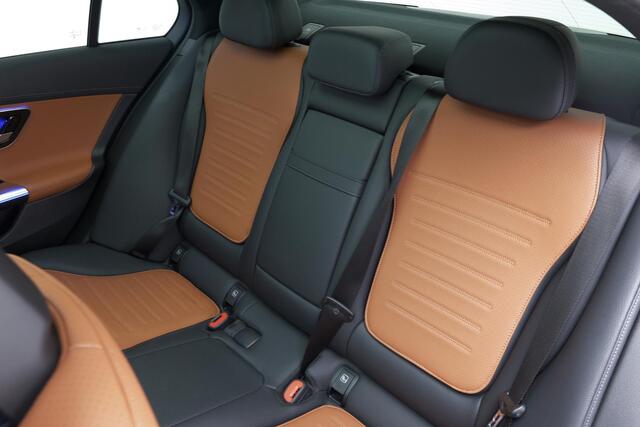 Mercedes-Benz C-KLASSE C300e AMG Line |Pano|Burmester|Ambient|Trekhaak|Leder|