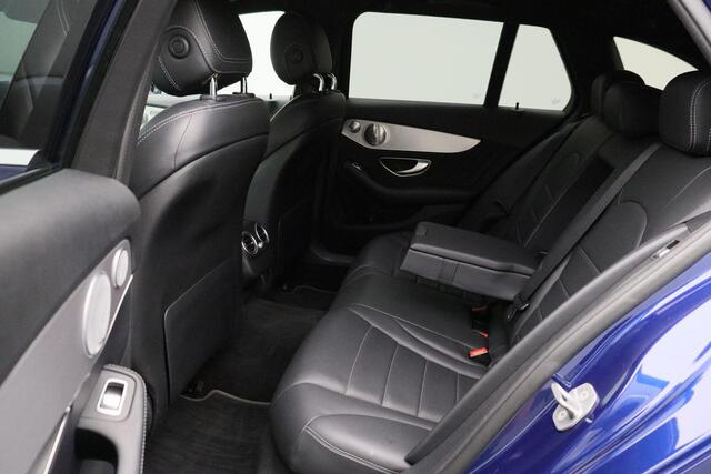 Mercedes-Benz C-KLASSE Estate 350 e Business Solution AMG 2017 | Airco | Trekhaak | Navigatie | Burmester Audio | Schuifkantel Dak | Stoelverwarming | DAB Radio | Achteruitrij Camera | Cruise Control | Boekjes