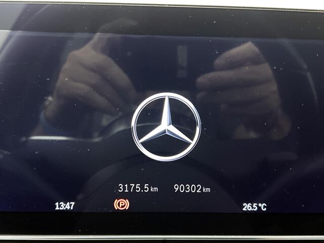 Mercedes-Benz C-KLASSE 180 Luxury Line High Perormance LED koplampen | Dodehoekassistent | Achteruitrijcamera Inclusief 24 maanden MB Certified garantie voor Europa.