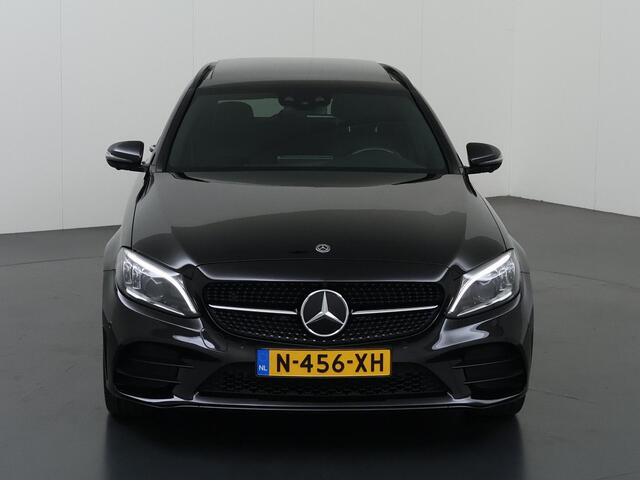 Mercedes-Benz C-KLASSE Estate 300 e Premium Pack | AMG | Night | Panoramadak | Burmester | Widescreen | Stoelverwarming |